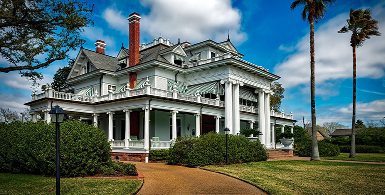 Tips To Get The Right Buyers Looking At Your Home