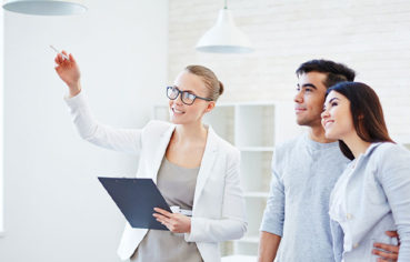 Do you need to be a licensed Realtor before obtaining a LLC business license?